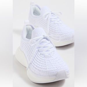 APL Techloom Zipline Sneaker